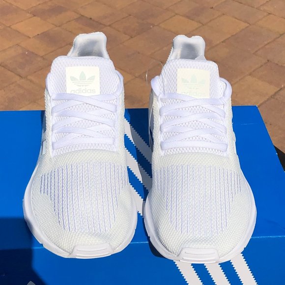 adidas Swift Run Women's White Trainers - Picture 3 of 15